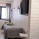 Outdoor Laajis بيت شباب
